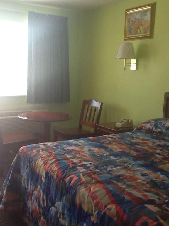 Budget Inn Donalsonville Room photo
